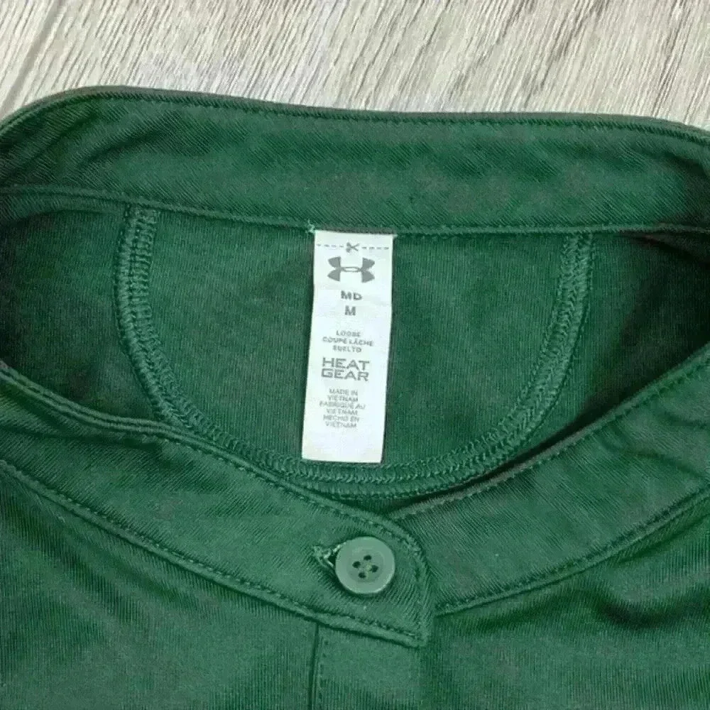 Under Armour Dark Green Button Down Short Sleeve Golf Tee Size Medium